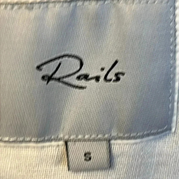 Rails Womens White Button Down Shirt Black Stars Long Sleeve Patriotic Linen Top - Picture 4 of 9